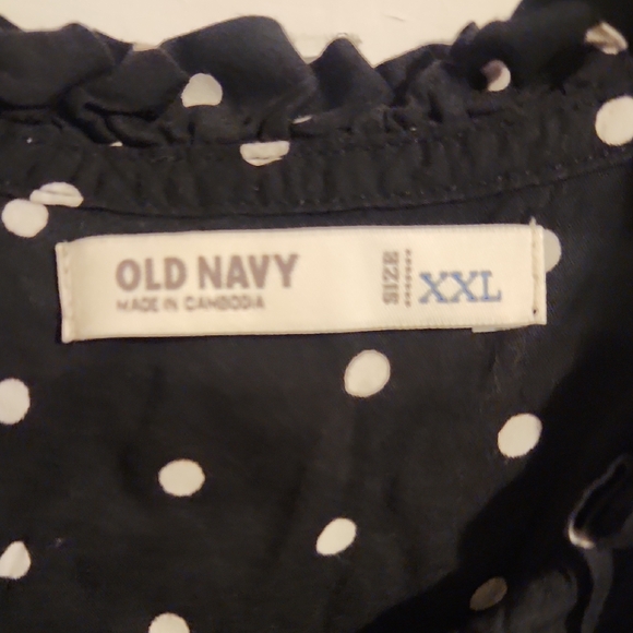 Black Polka Dot Sleeveless Top - Picture 2 of 2